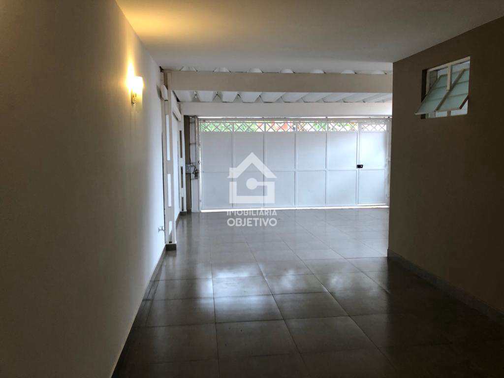 Casa à venda com 3 quartos, 270m² - Foto 28