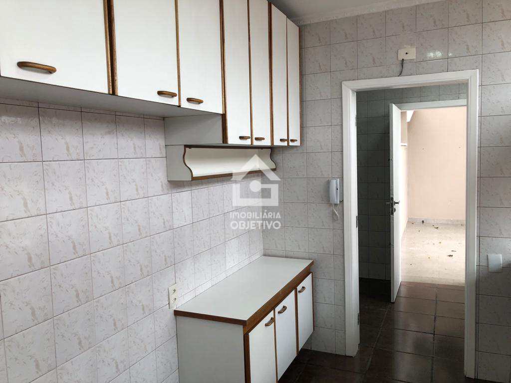 Casa à venda com 3 quartos, 270m² - Foto 11