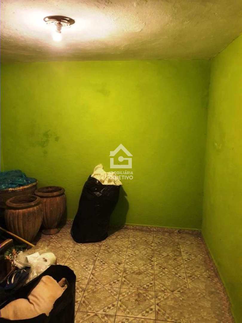 Casa à venda com 3 quartos, 168m² - Foto 18