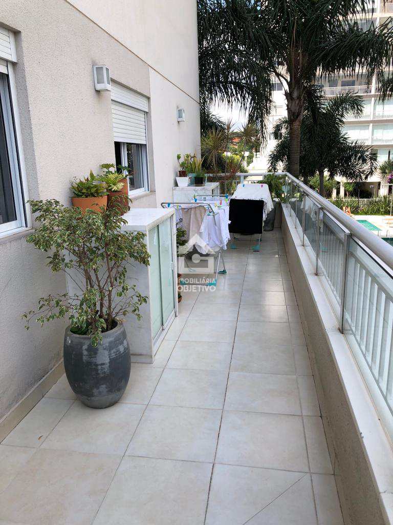 Apartamento à venda com 3 quartos, 144m² - Foto 21