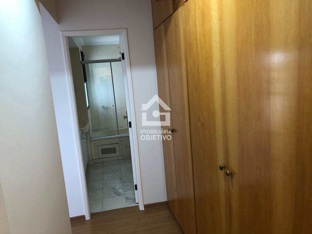 Apartamento à venda com 3 quartos, 136m² - Foto 37