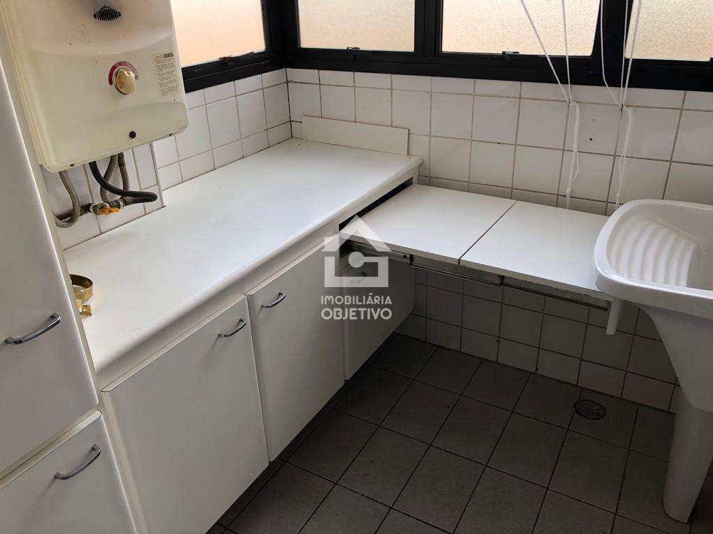 Apartamento à venda com 3 quartos, 136m² - Foto 19