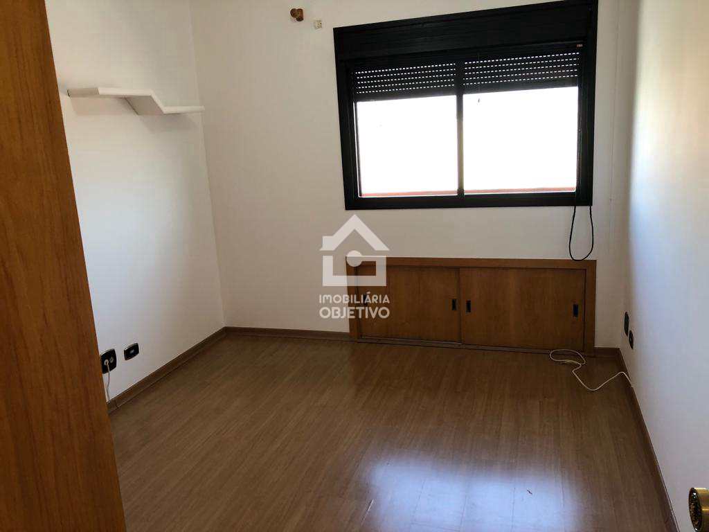 Apartamento à venda com 3 quartos, 136m² - Foto 29