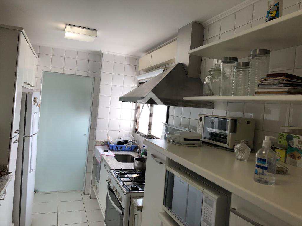 Apartamento à venda com 4 quartos, 224m² - Foto 19