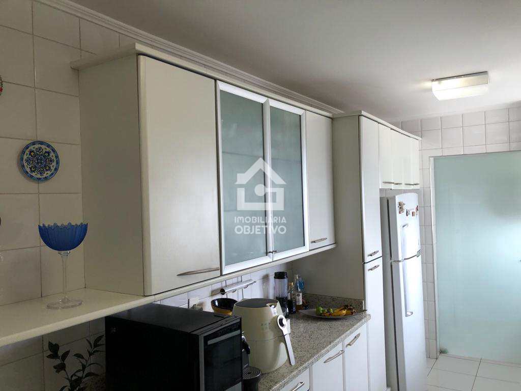 Apartamento à venda com 4 quartos, 224m² - Foto 17