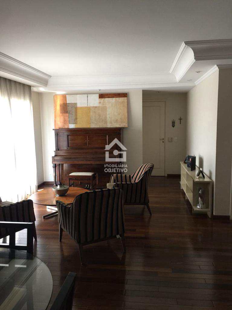 Apartamento à venda com 4 quartos, 224m² - Foto 8