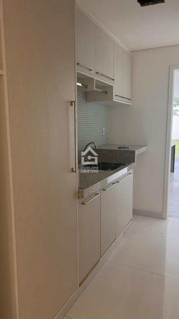 Apartamento à venda com 4 quartos, 220m² - Foto 1