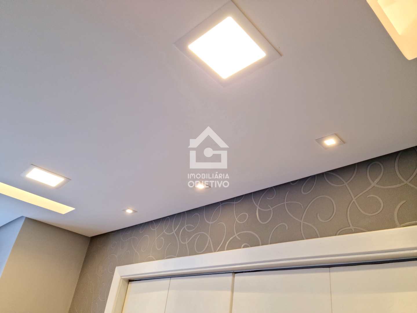 Apartamento à venda com 2 quartos, 76m² - Foto 5