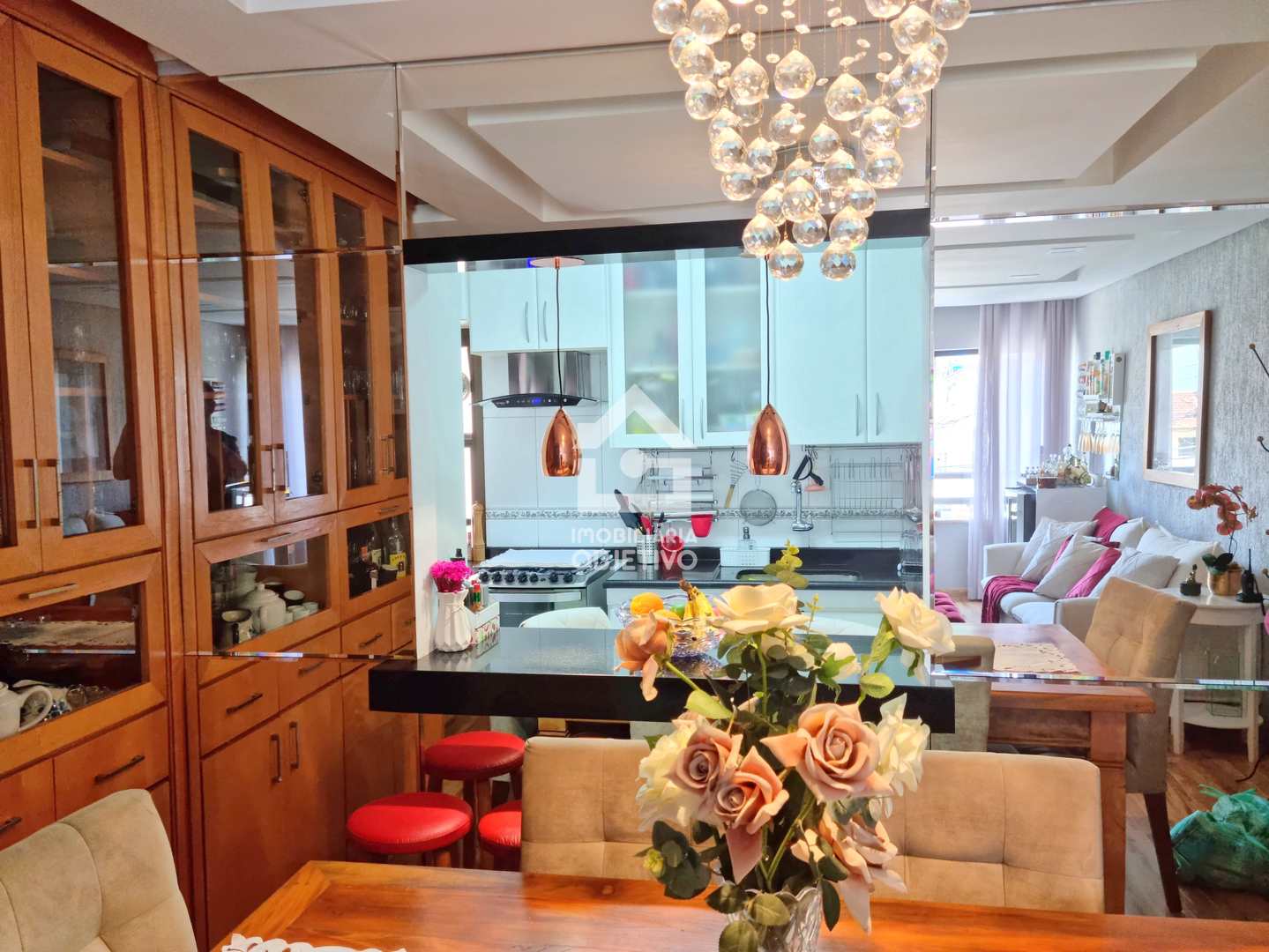 Apartamento à venda com 2 quartos, 76m² - Foto 17