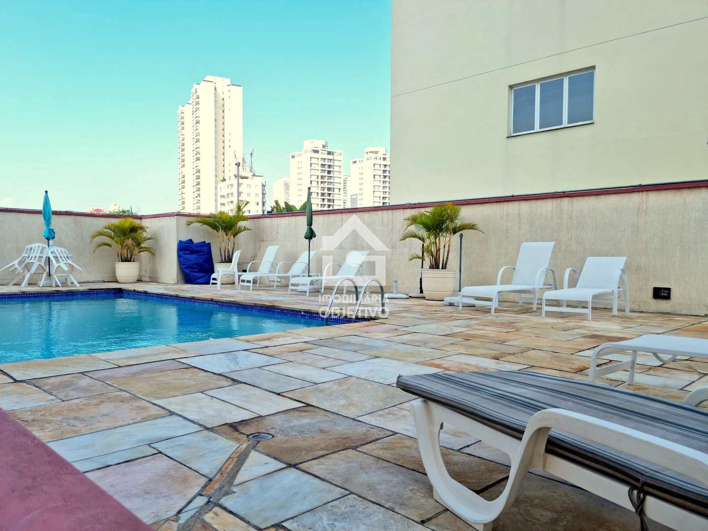 Apartamento à venda com 2 quartos, 76m² - Foto 59