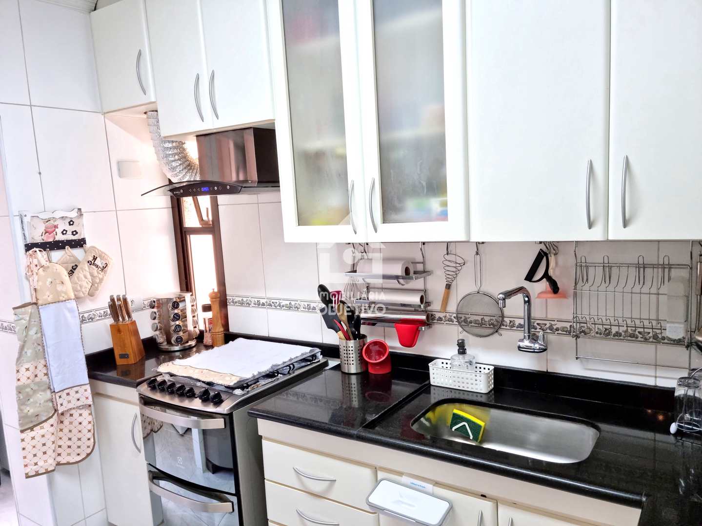 Apartamento à venda com 2 quartos, 76m² - Foto 32