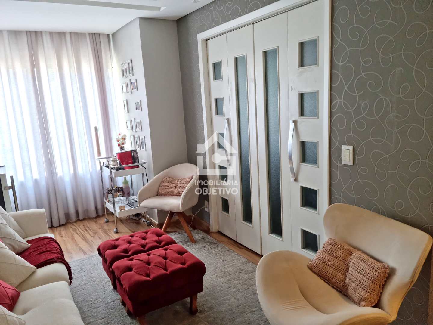 Apartamento à venda com 2 quartos, 76m² - Foto 2