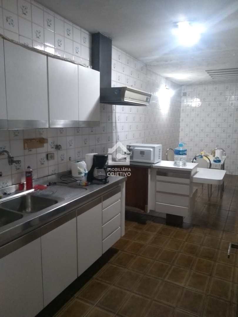 Casa, 3 quartos, 250 m² - Foto 3