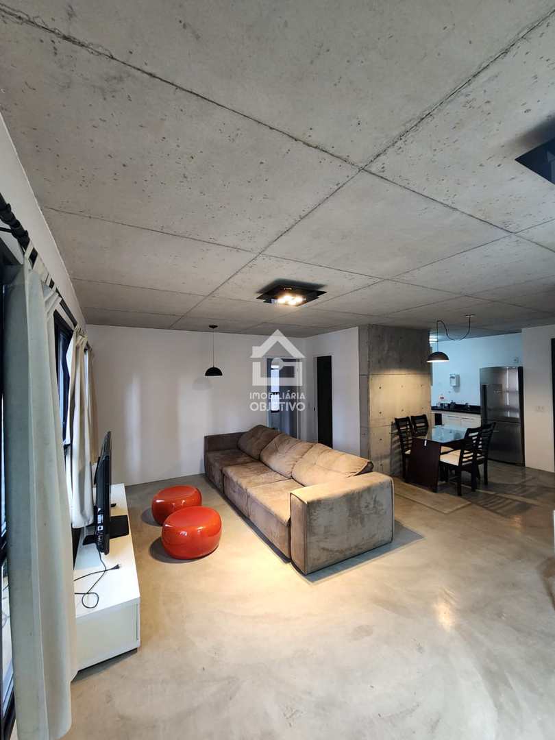 Apartamento para alugar com 1 quarto, 70m² - Foto 2