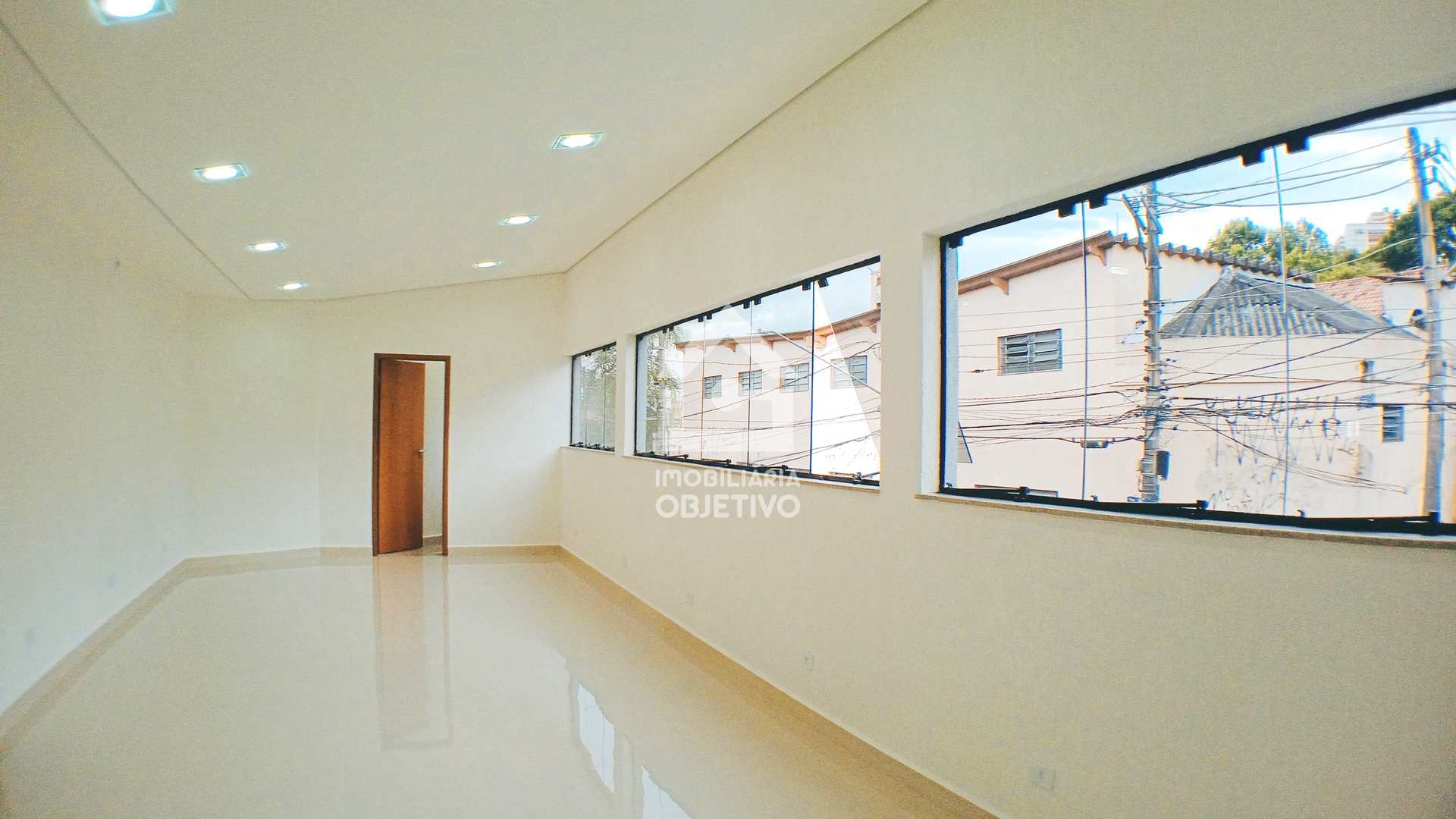 Prédio Inteiro para alugar, 182m² - Foto 2