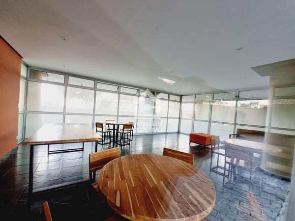 Apartamento à venda com 3 quartos, 101m² - Foto 2
