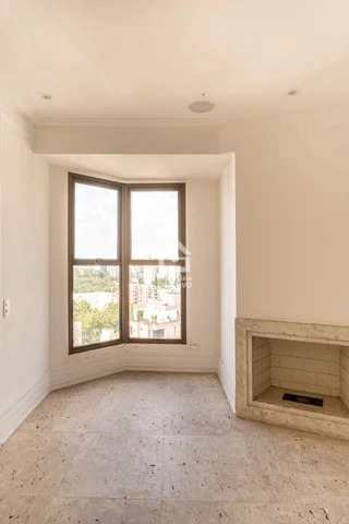 Duplex com 4 suítes, Vila Andrade, SP - R$ 5 mi, Cod: 4747