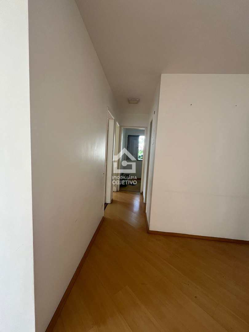 Apartamento à venda com 3 quartos, 67m² - Foto 2