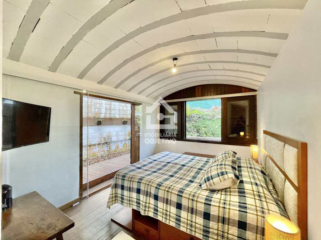 Casa de Condomínio à venda e aluguel com 4 quartos, 3001m² - Foto 35