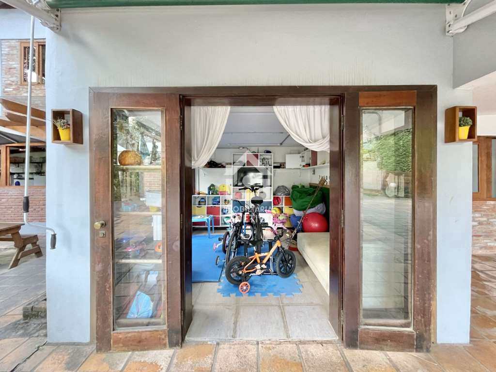 Casa de Condomínio à venda e aluguel com 4 quartos, 3001m² - Foto 50
