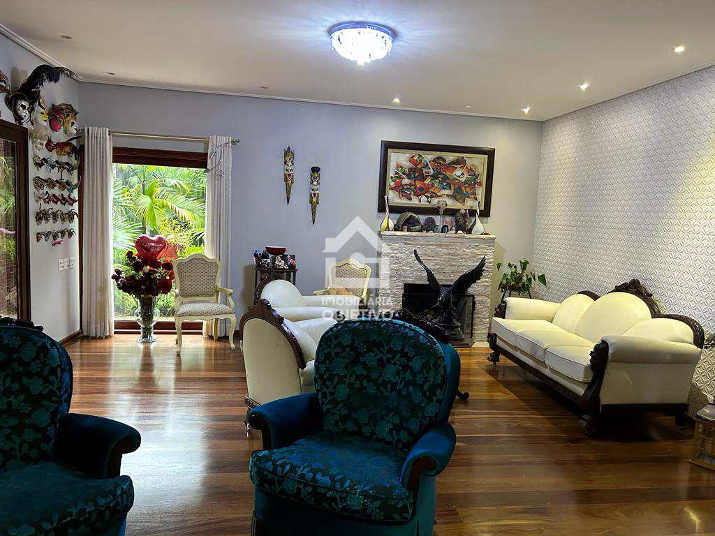 Casa à venda com 4 quartos, 5073m² - Foto 3