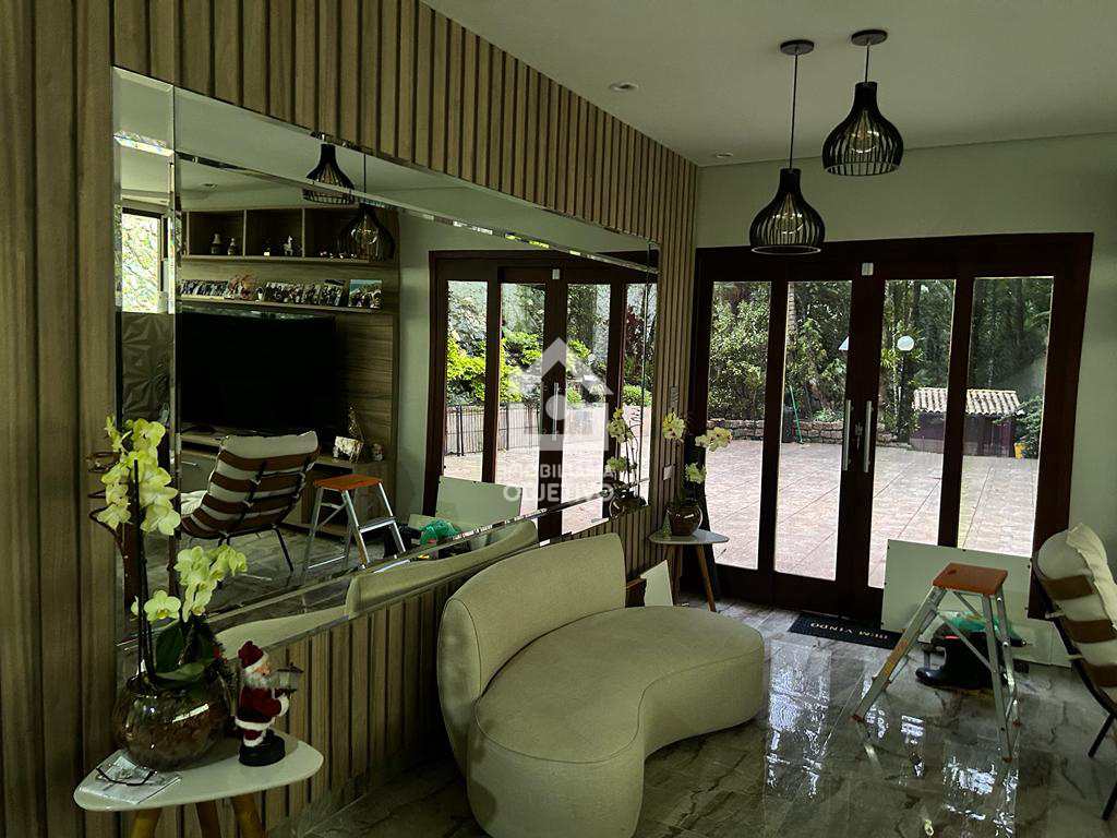 Casa à venda com 4 quartos, 5073m² - Foto 23