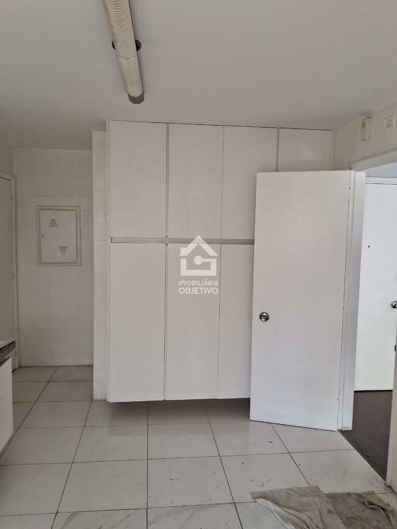 Apartamento para alugar com 3 quartos, 107m² - Foto 20