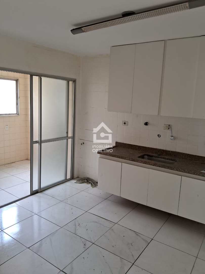 Apartamento para alugar com 3 quartos, 107m² - Foto 22