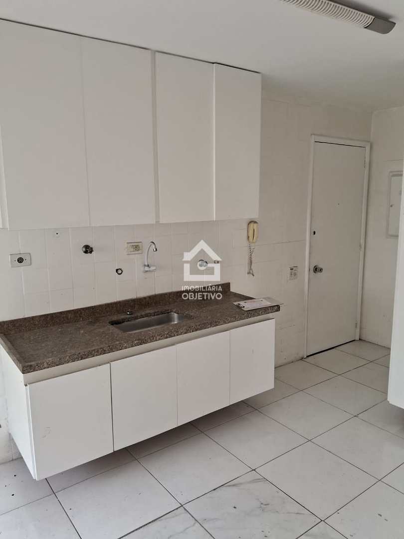 Apartamento para alugar com 3 quartos, 107m² - Foto 21