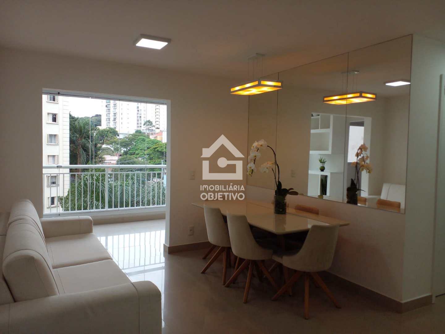 Apartamento à venda com 3 quartos, 92m² - Foto 1
