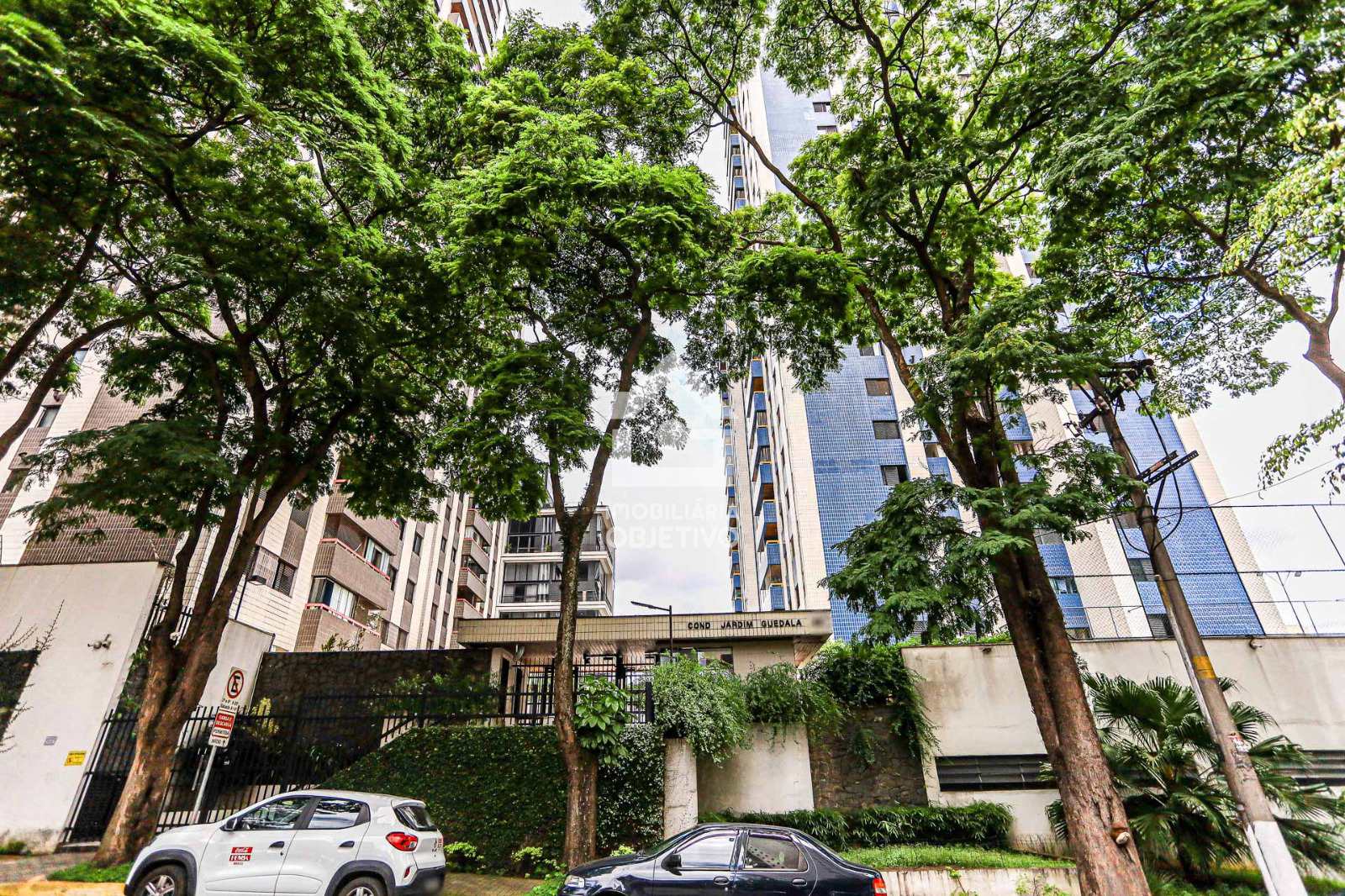 Apartamento à venda com 2 quartos, 80m² - Foto 17