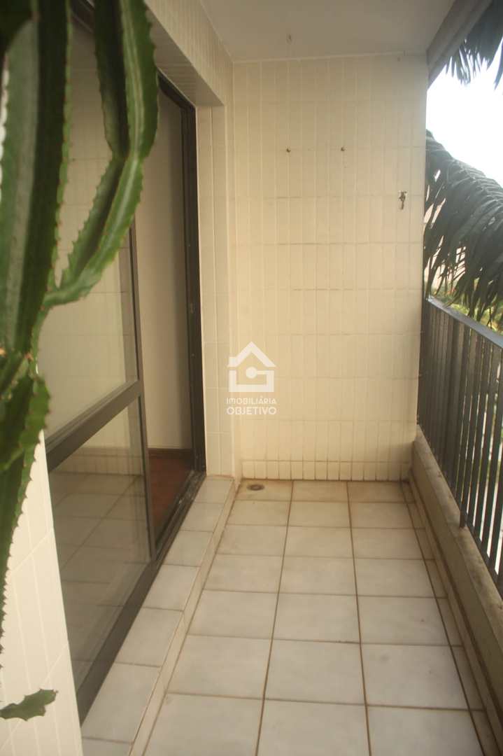 Apartamento à venda com 3 quartos, 74m² - Foto 4