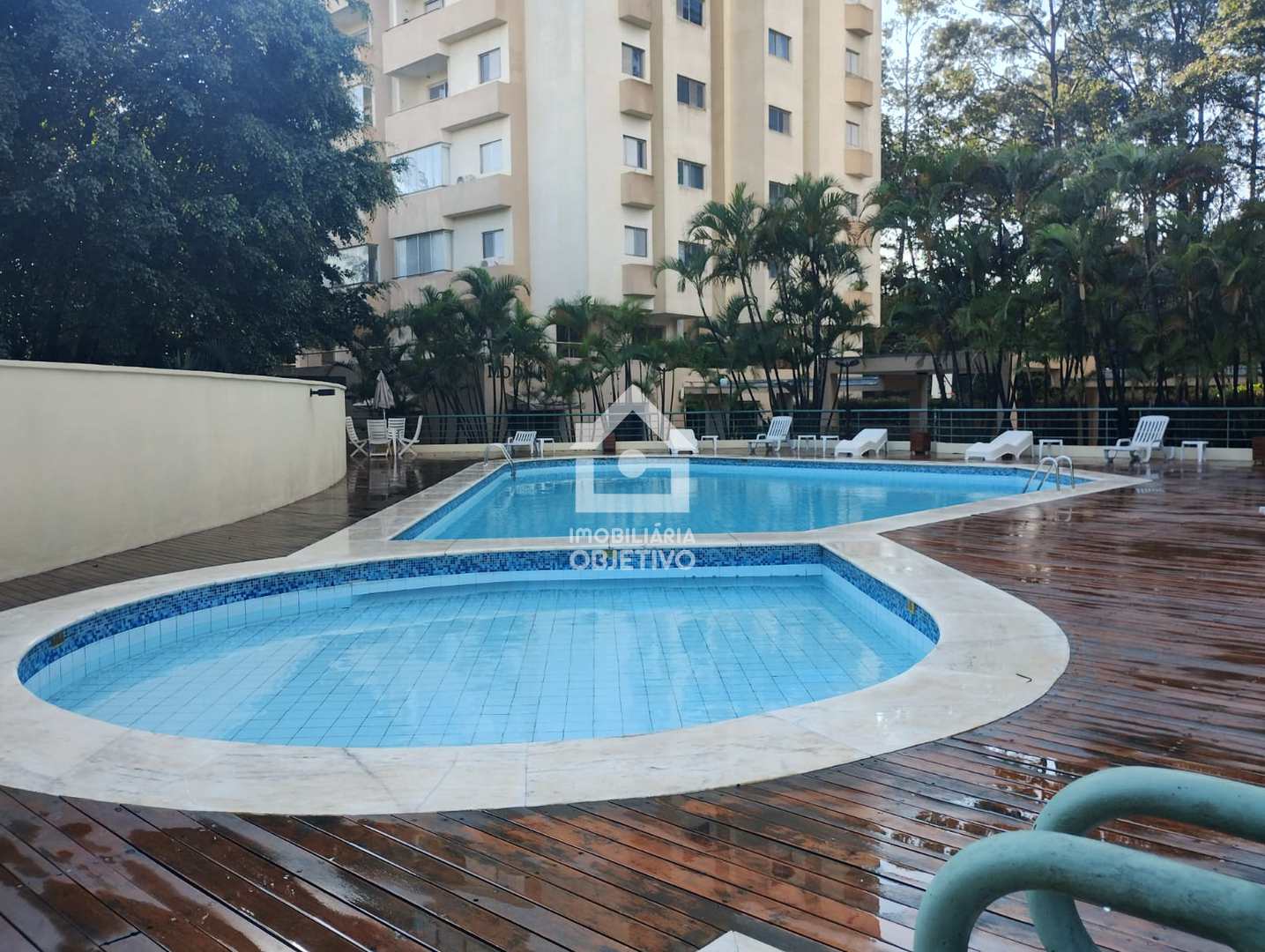 Apartamento à venda com 2 quartos, 70m² - Foto 29