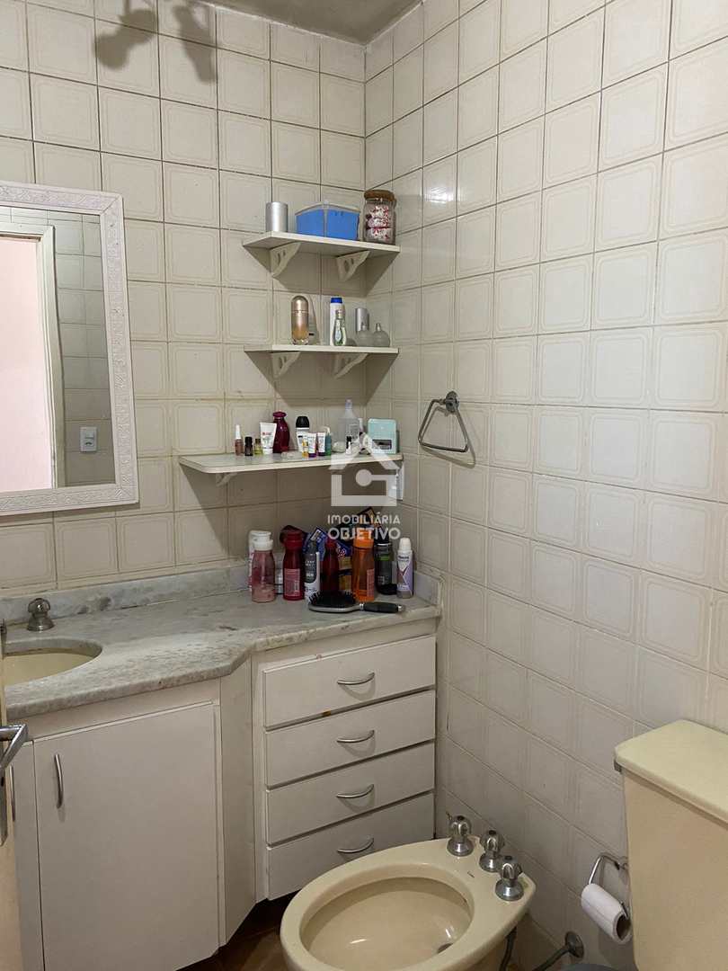 Apartamento à venda com 2 quartos, 70m² - Foto 19