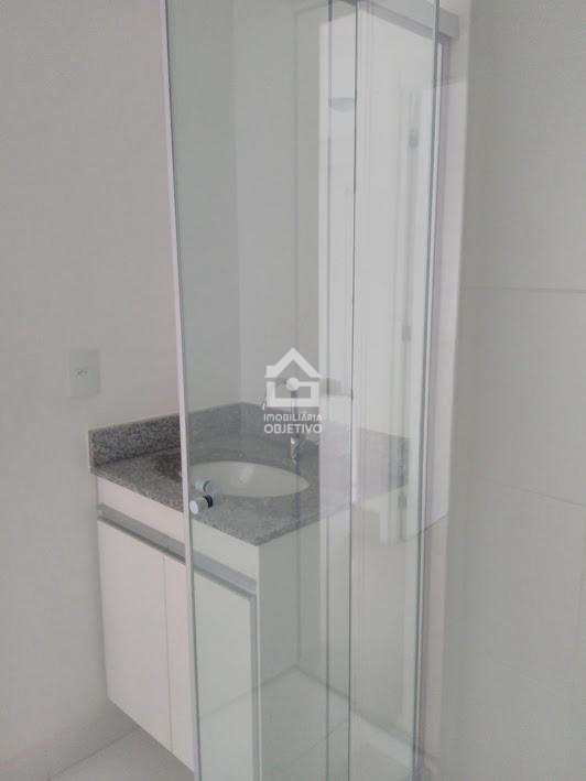Apartamento à venda com 2 quartos, 65m² - Foto 15