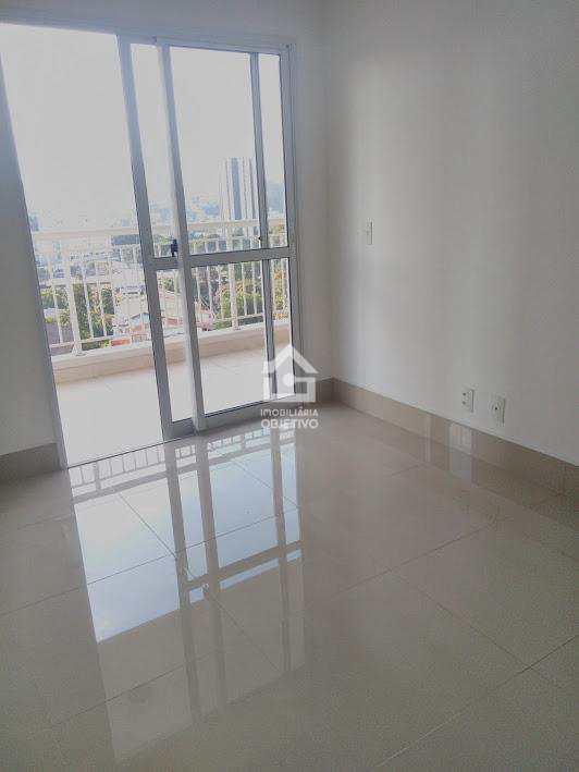 Apartamento à venda com 2 quartos, 65m² - Foto 2