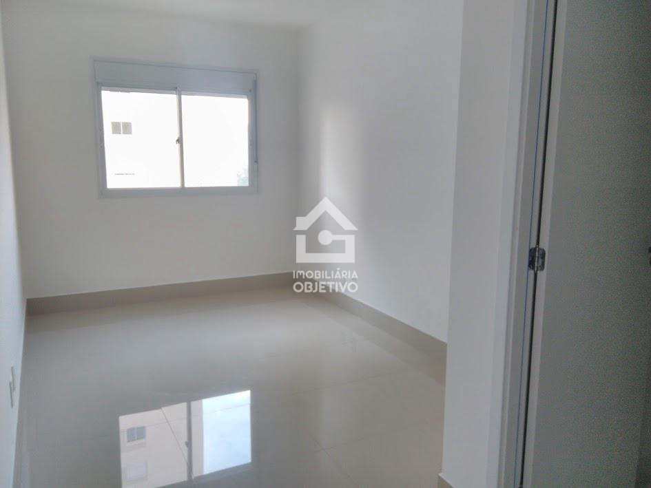 Apartamento à venda com 2 quartos, 65m² - Foto 4