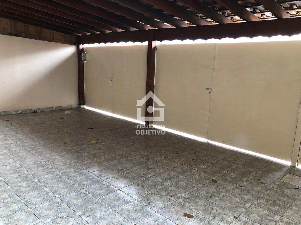 Sobrado para alugar com 2 quartos, 200m² - Foto 2
