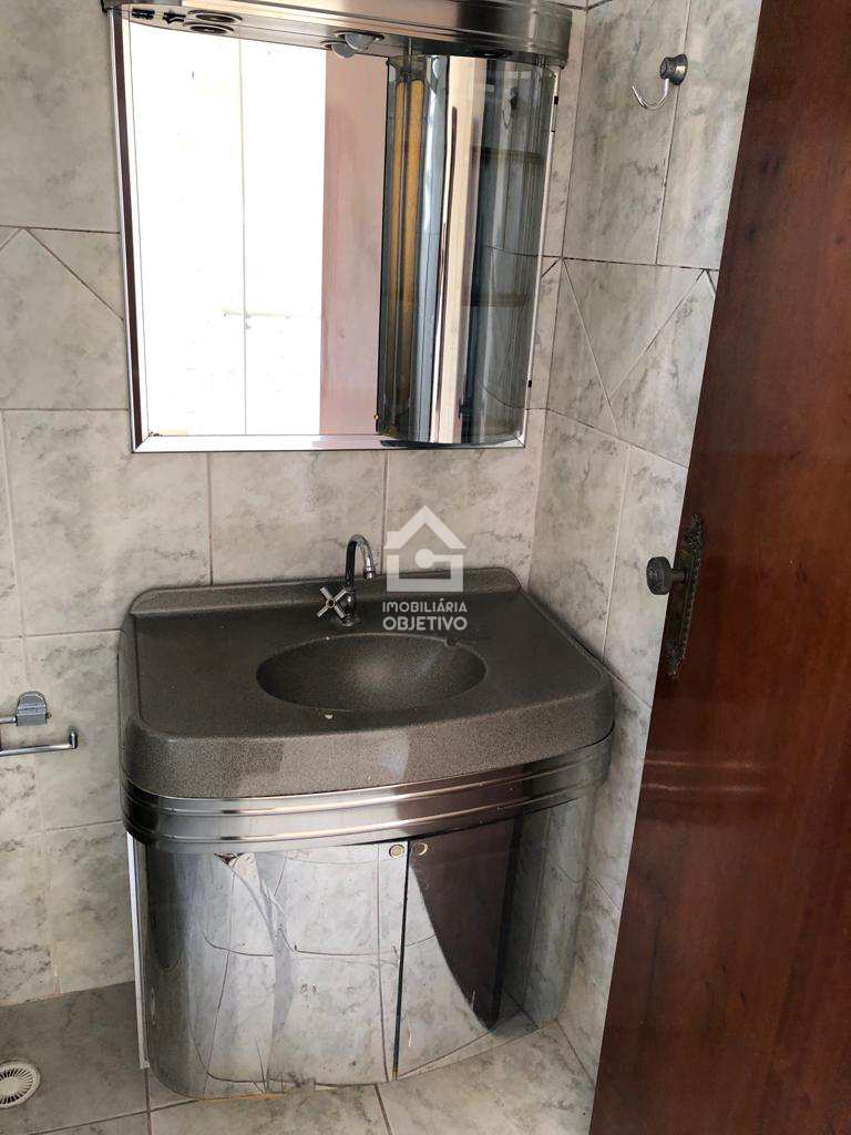 Sobrado para alugar com 2 quartos, 200m² - Foto 11