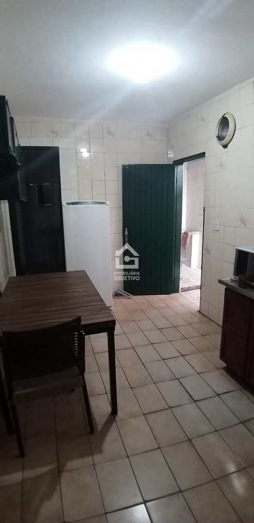Sobrado à venda com 6 quartos, 300m² - Foto 9