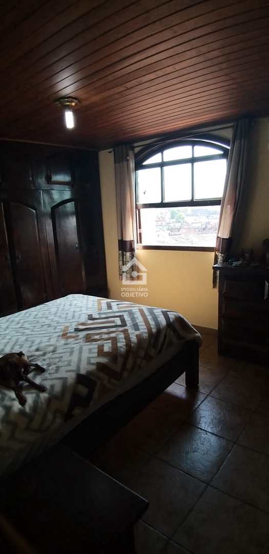Sobrado à venda com 6 quartos, 300m² - Foto 24