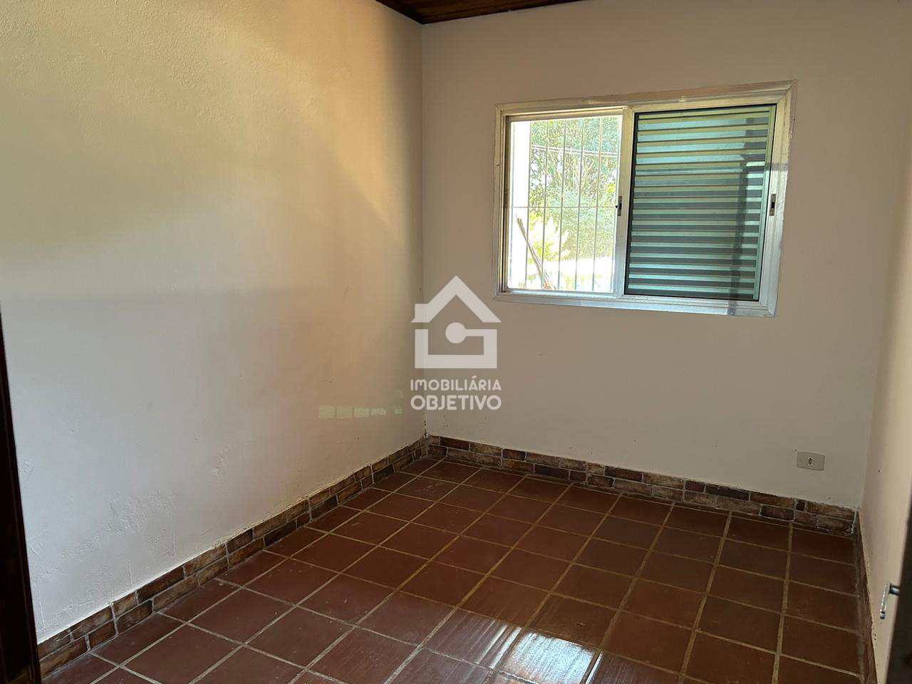 Chácara à venda com 2 quartos, 200m² - Foto 8