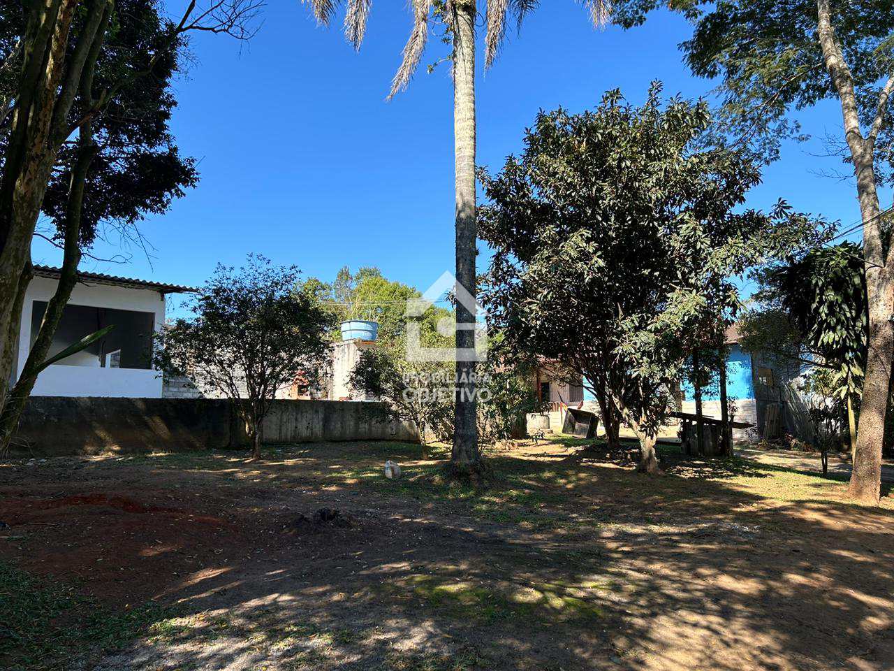 Chácara à venda com 2 quartos, 200m² - Foto 13