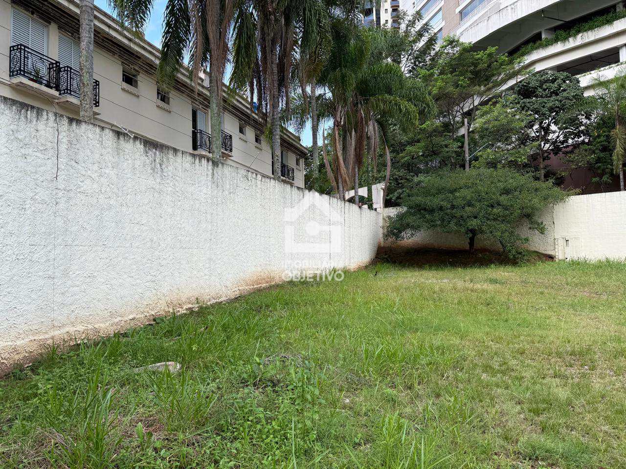 Loteamento e Condomínio à venda, 650m² - Foto 1