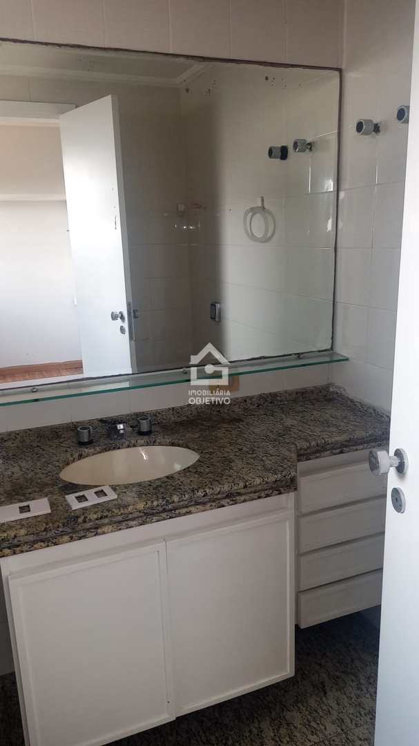 Apartamento para alugar com 3 quartos, 167m² - Foto 27