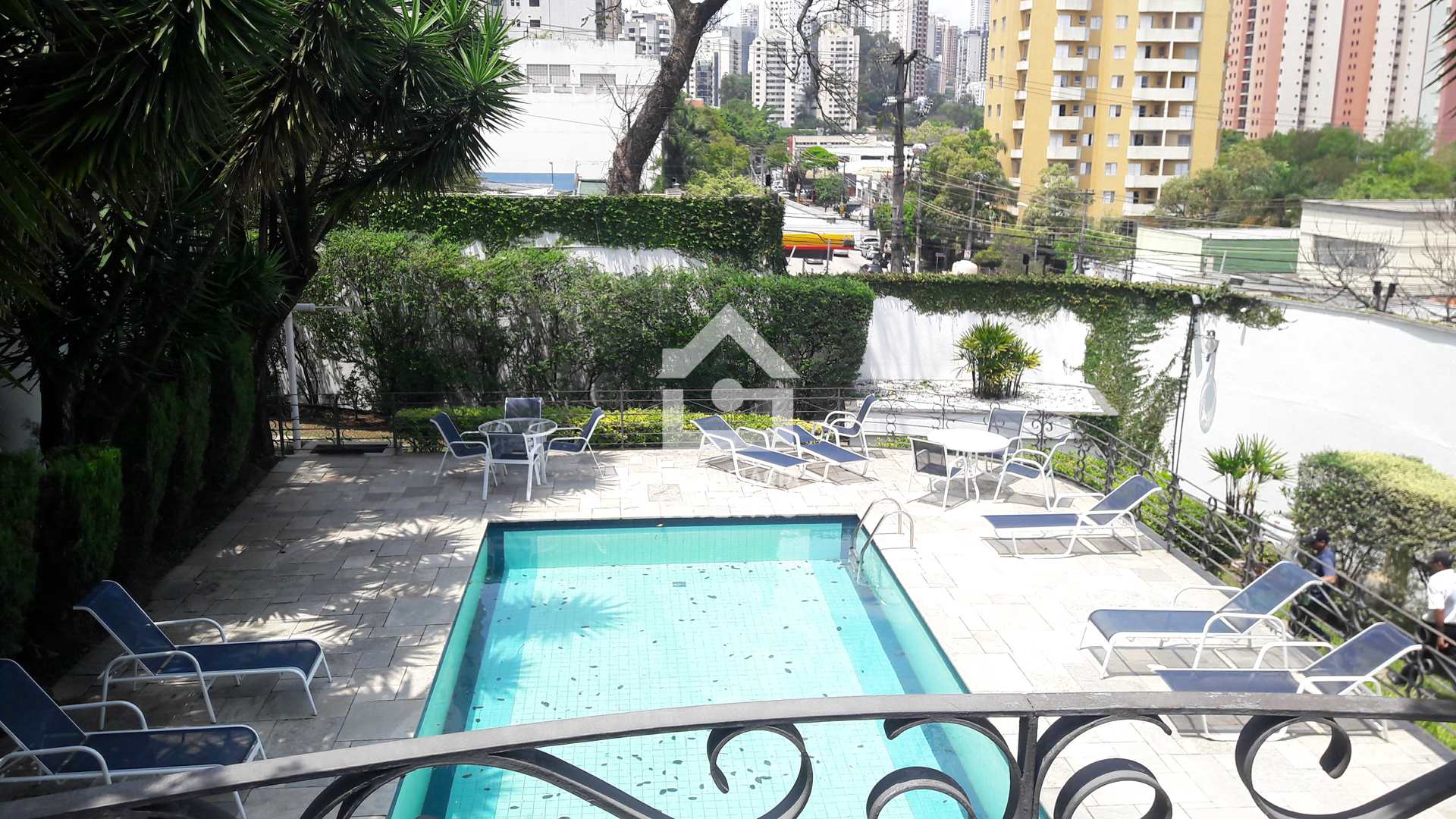 Apartamento para alugar com 3 quartos, 167m² - Foto 8