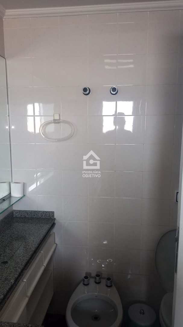 Apartamento para alugar com 3 quartos, 167m² - Foto 18