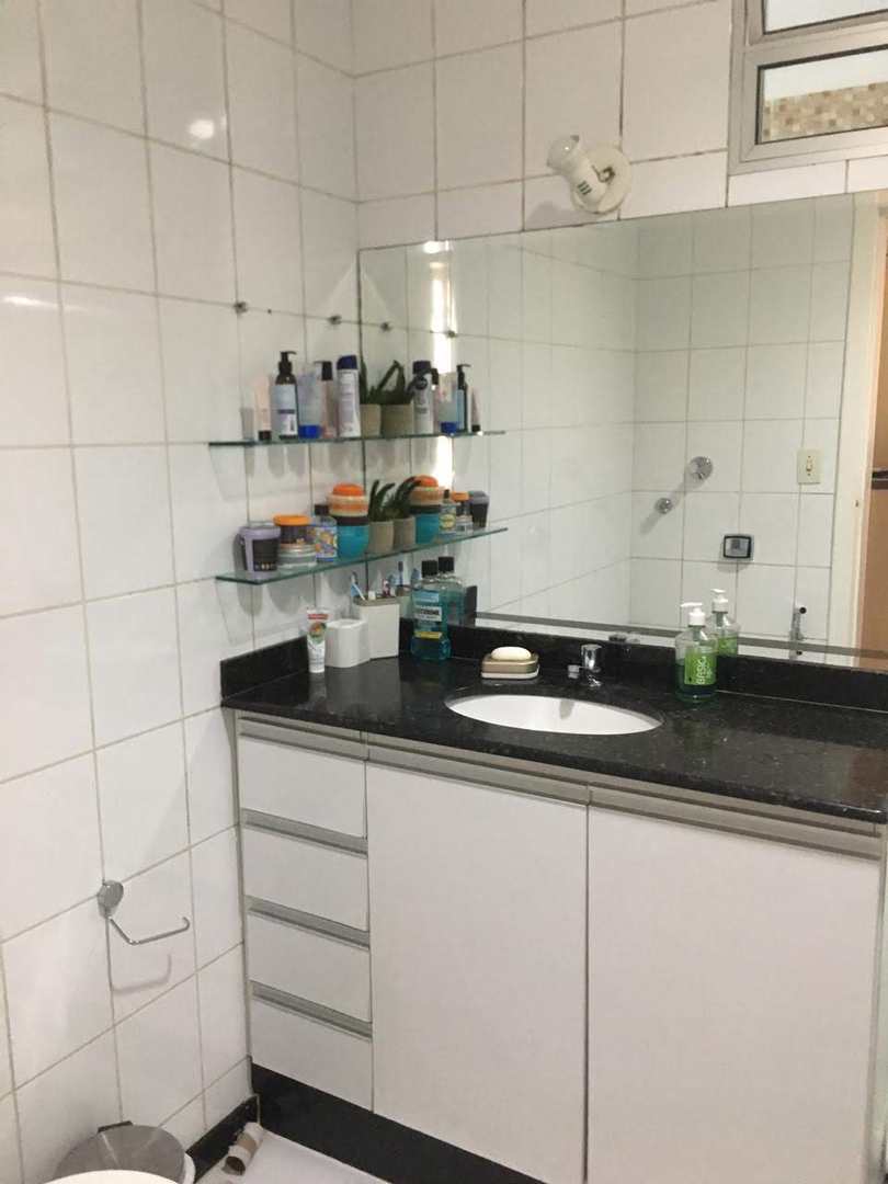 Apartamento à venda com 3 quartos, 120m² - Foto 19