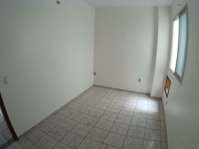 Apartamento à venda com 3 quartos, 120m² - Foto 18