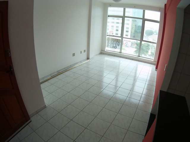 Apartamento à venda com 3 quartos, 120m² - Foto 2